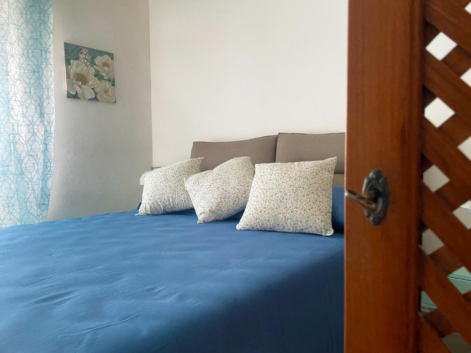 Cocteau House Apartment Олбия Екстериор снимка