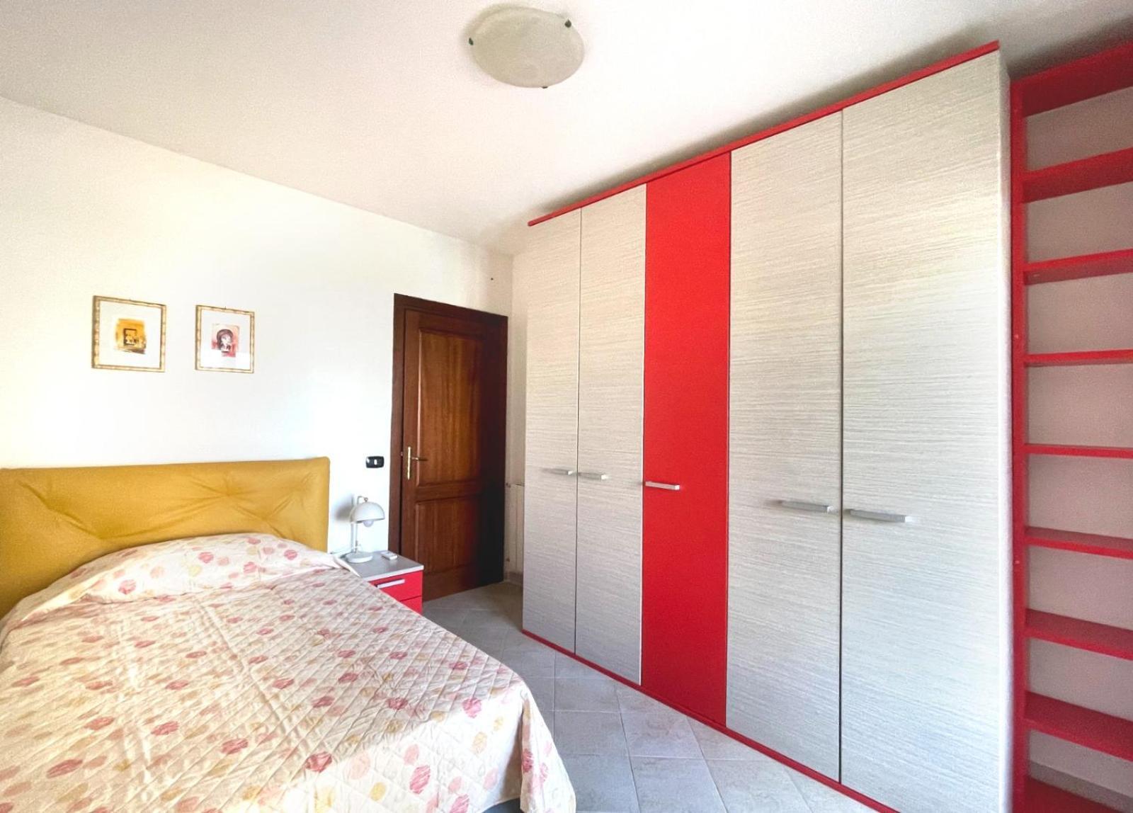 Cocteau House Apartment Олбия Екстериор снимка
